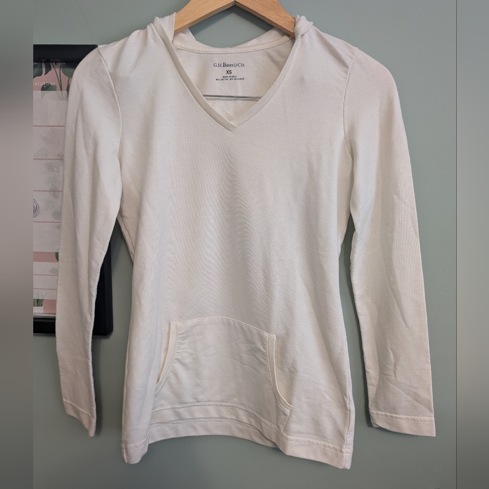 G.H Bass & Co XS White Hoodie